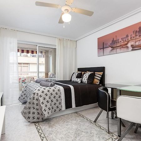 Studio Playa Del Cura Torrevieja Kültér fotó
